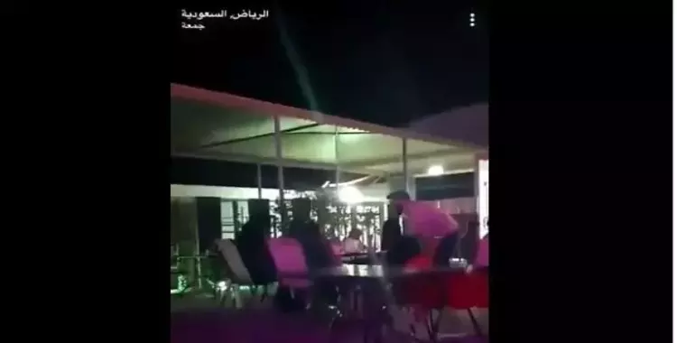  غضب في السعودية بسبب فيديو «لبناني يتحرش بسعوديات».. راهن زميله لفعل هذا الأمر 