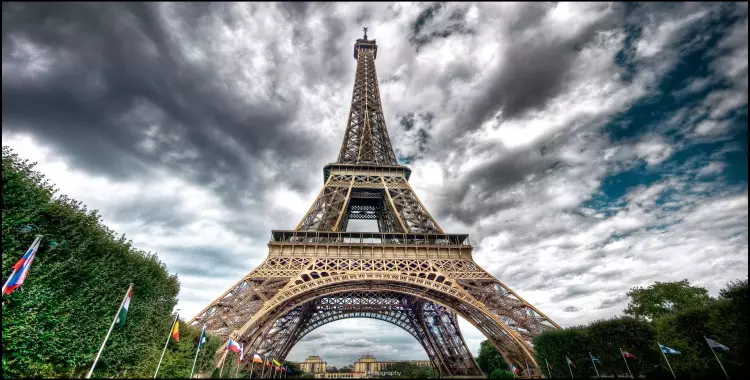  غلق برج «إيفل» لأجل غير مسمى بعد هجمات باريس 