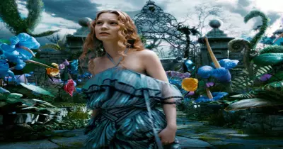 فانتازيا وإثارة في فيلم «Alice in Wonderland» الليلة