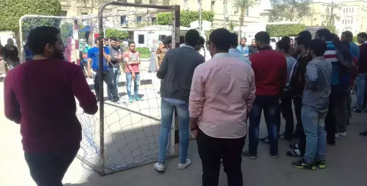  فريق «كيبلر» الطلابي ينظم مباراة كرة القدم بـ«تجارة القاهرة» 