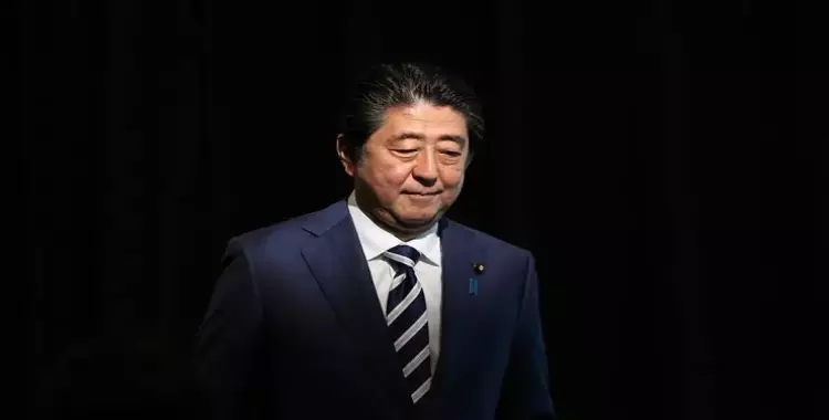  فيديو اغتيال رئيس وزراء اليابان السابق.. من هو المتهم القاتل؟ وما وضعه الصحي؟ (صور) 