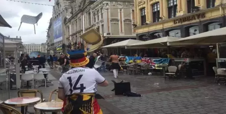  فيديو| شغب «يورو» مستمر.. اشتباكات بين جمهور المنتخبين الألماني والأوكراني 