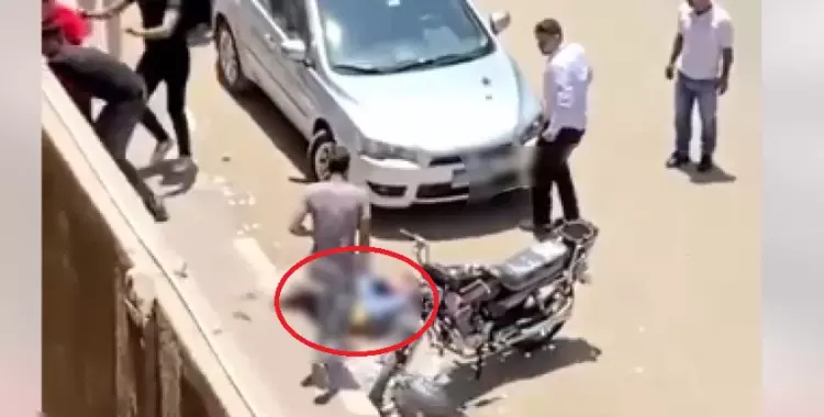  فيديو فتاة المنصورة طالب يذبح زميلته في كلية الآداب 