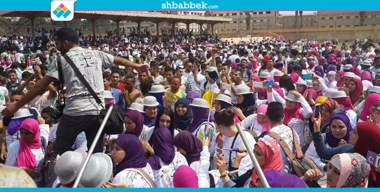  فيديو| نجوم «ارب ايدول» يشاركون بـ«فوتو داي» لحقوق القاهرة 