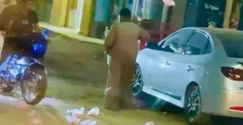 قصة بائع غزل البنات ابن محافظة سوهاج بالتفاصيل.. دخل العيد مديون بـ300 جنيه (فيديو)