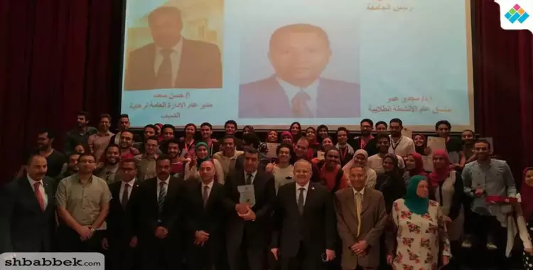  كلية الهندسة تحصد المركز الأول لمهرجان العروض الطويلة بجامعة القاهرة 