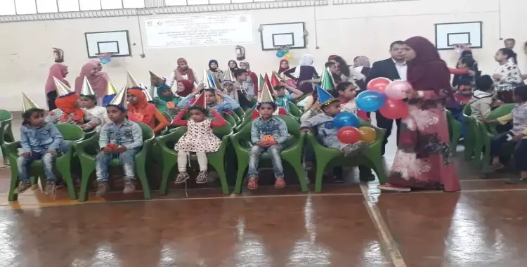  كلية رياض أطفال أسيوط تحتفل بيوم اليتيم (صور) 
