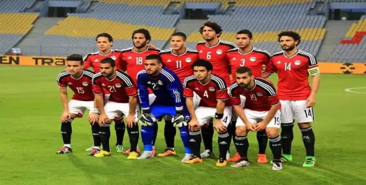  «كوبر» يعلن تشكيل مصر أمام تونس.. صلاح احتياطيًا 