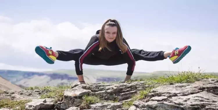  لاعبة جمباز تسقط من ارتفاع 8 متر وتفقد الاحساس بجسدها (فيديو) 