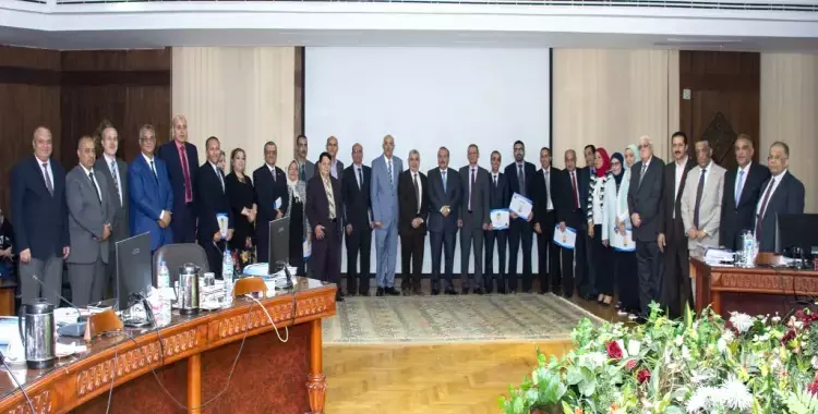  مجلس جامعة طنطا يكرم الاساتذة الحاصلين على جوائز الجامعة العلمية 