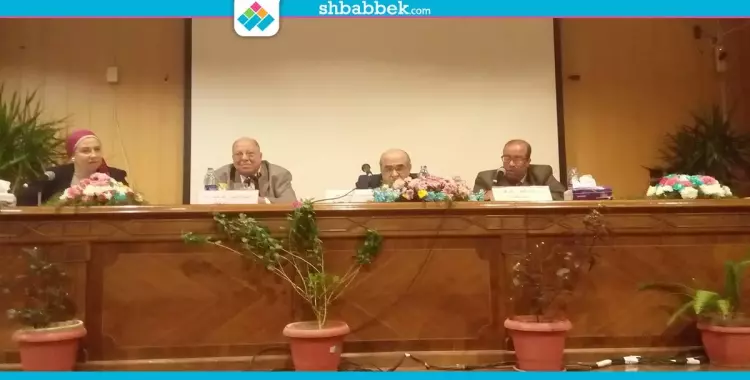  مصطفى الفقي من جامعة عين شمس: الشعب مطحون بس لازم يستحمل 