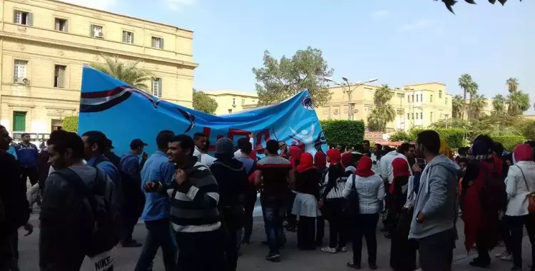  مظاهر الدعاية الانتخابية لمرشحي اتحاد طلاب تجارة القاهرة (صور) 
