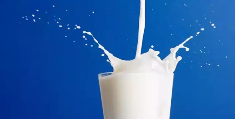  مفاهيم خاطئة عن الحليب كامل الدسم و«حب الشباب» 