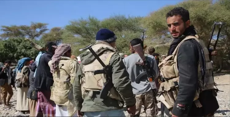  مقتل قيادي عسكري كبير من الحوثيين وأسر 2 آخرين في اليمن (أسماء) 