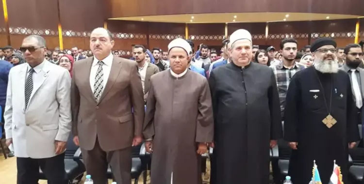  ممثل الكنيسة المصرية يحث طلاب الأزهر على المشاركة في الانتخابات الرئاسية 