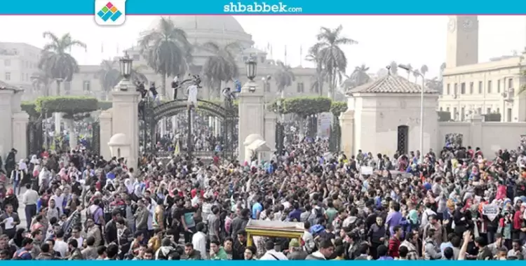  من مرسي للسيسي.. النشاط الطلابي قبل وبعد 30 يونيو (انفوجراف) 