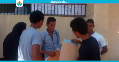 مواعيد وأماكن صرف أوراق الشهادات العربية لطلاب الثانوية
