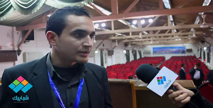  نائب رئيس اتحاد طلاب مصر يهاجم الإعلامي إبراهيم عيسى 