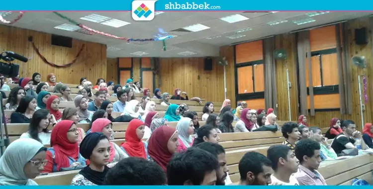  ندوة تعريفية للطلاب الجدد بإعلام القاهرة (صور) 