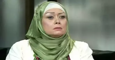 هالة فاخر تثير الجدل.. هل خلعت الحجاب في السعودية؟ (صور)