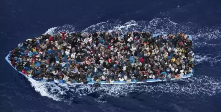  هل جربت شعور الغرق مثل اللاجئين السوريين؟ هؤلاء الأشخاص خاضوا التجربة (فيديو) 