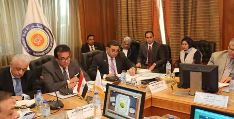  وزير التعليم العالي: الجامعات المصرية تستوعب جميع طلاب الثانوية 