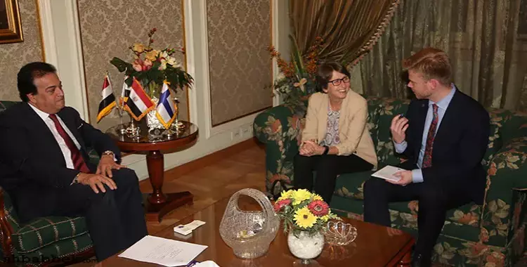 وزير التعليم العالي يستقبل سفيرة فنلندا في القاهرة 