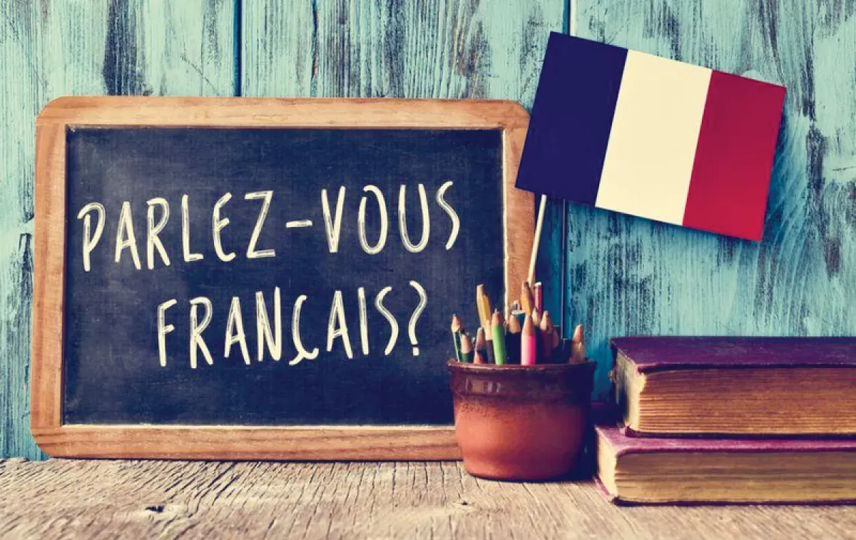 بوكليت استرشادي لغة فرنسية تالتة ثانوي أزهر 2026 أدبي.. درب نفسك