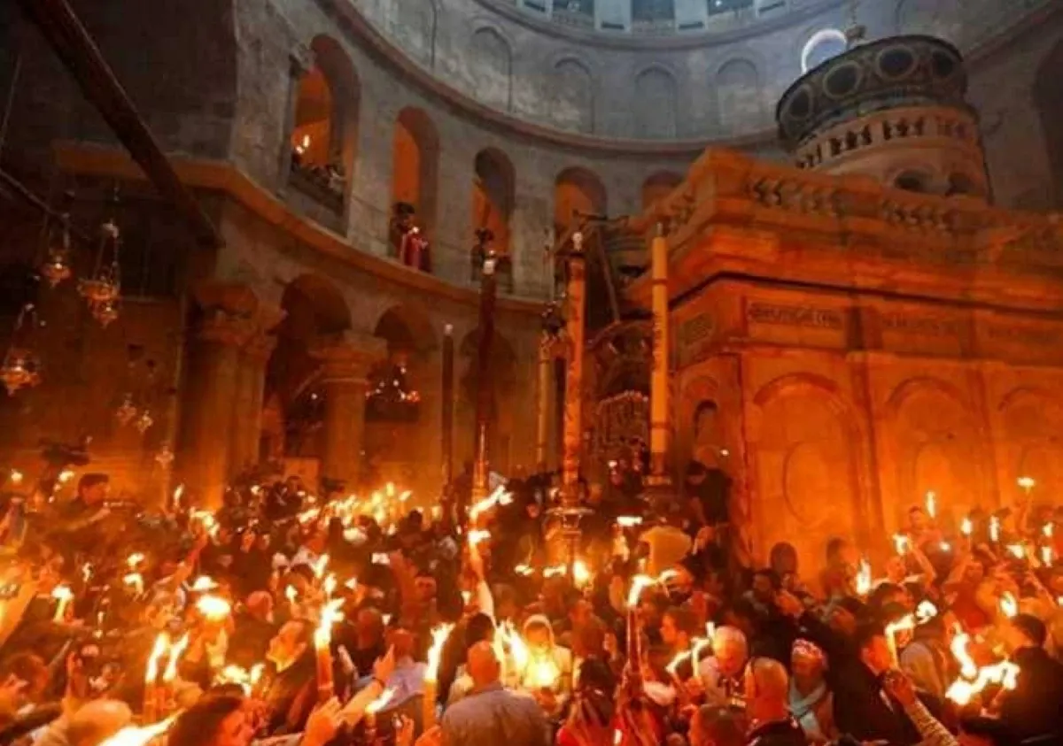ما هو سبت النور؟.. خروج الشعلة المقدسة من قبر السيد المسيح