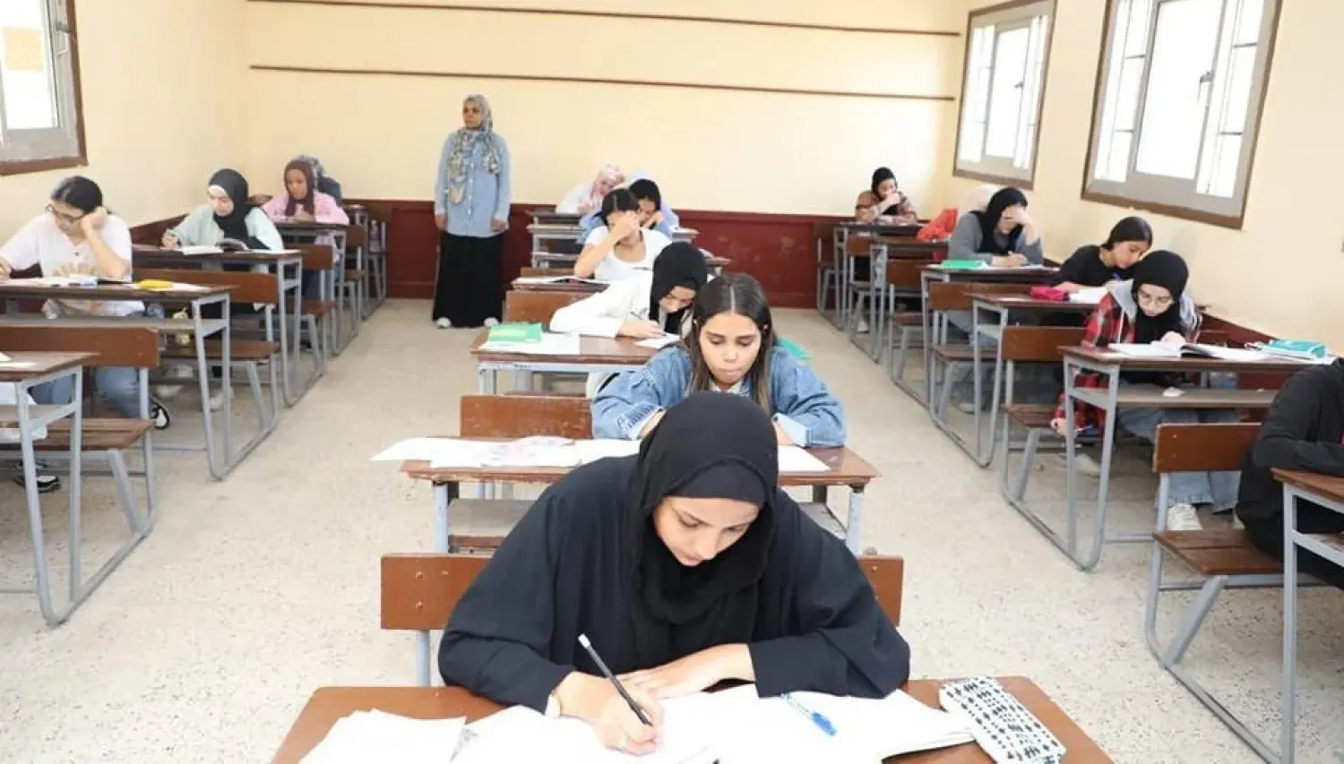 الحكومة تقر نظام البكالوريا بديلا اختياريا ومجانيا للثانوية العامة