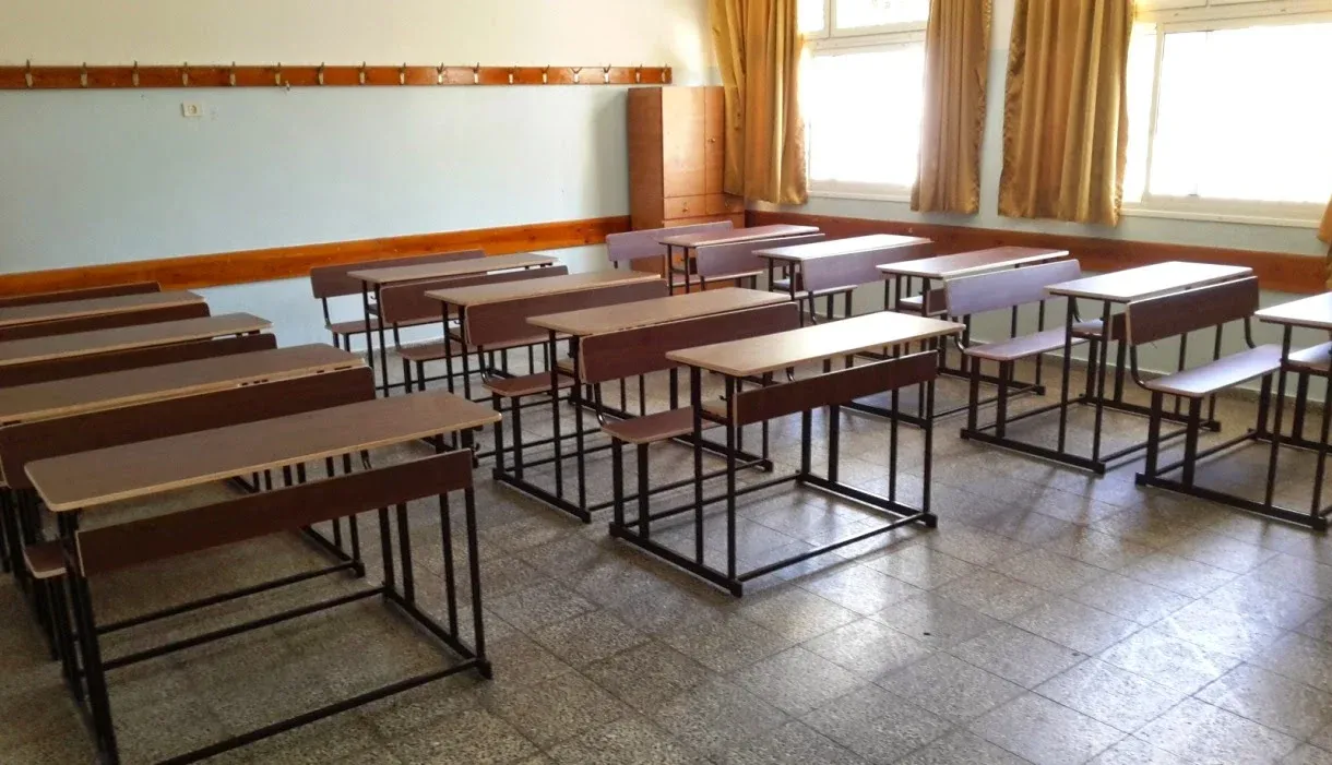 سوهاج تعلن تعليق الدراسة غدا بسبب تقلبات الطقس