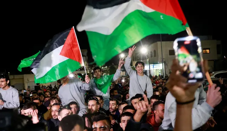  أسماء الأسرى الفلسطينيين المفرج عنهم اليوم ضمن صفقة التبادل مع الاحتلال 