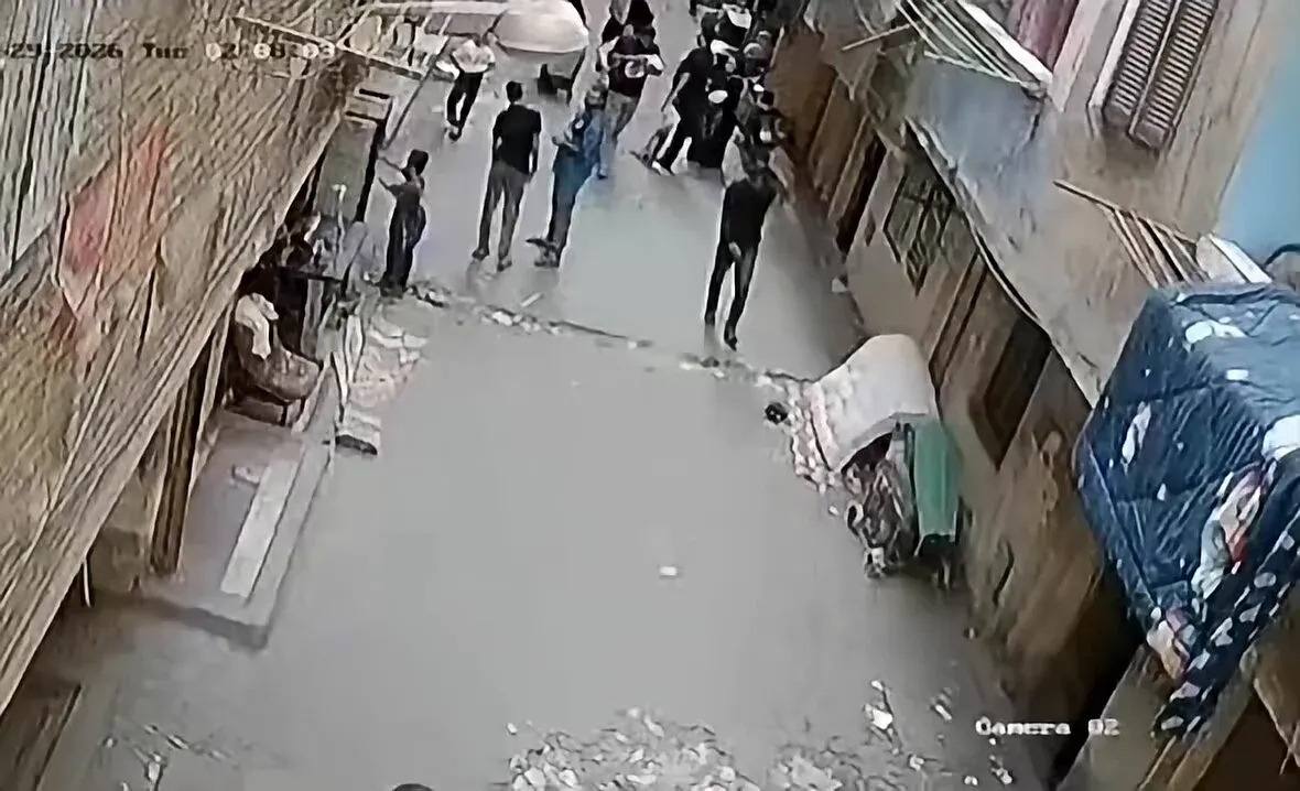 شاب ينقذ طفلا سقط من الطابق الخامس في أرض اللواء.. تفاصيل الواقعة